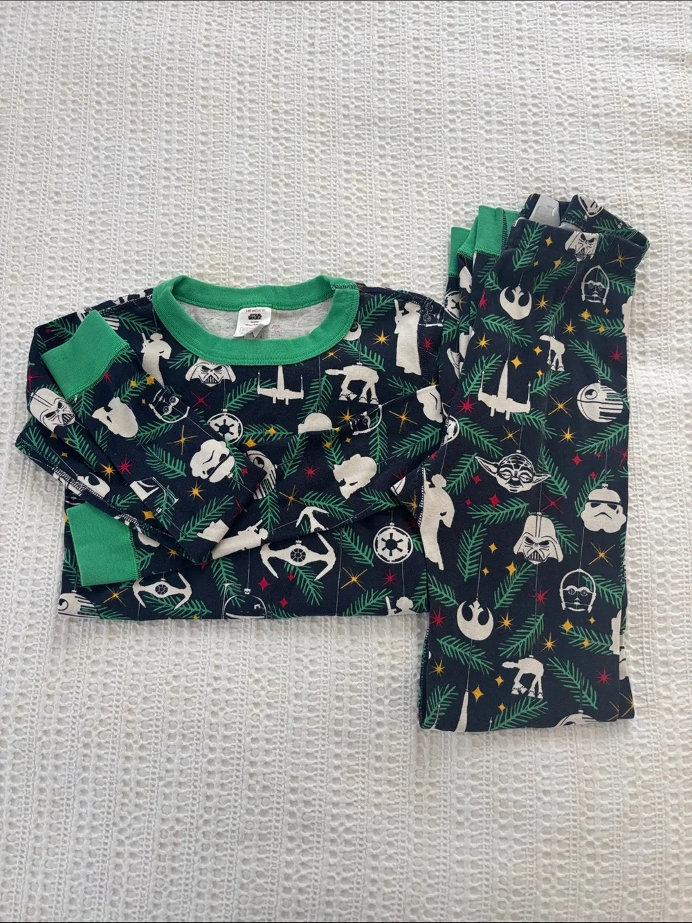 Hanna Andersson Black and Green Star Wars Pajama Set